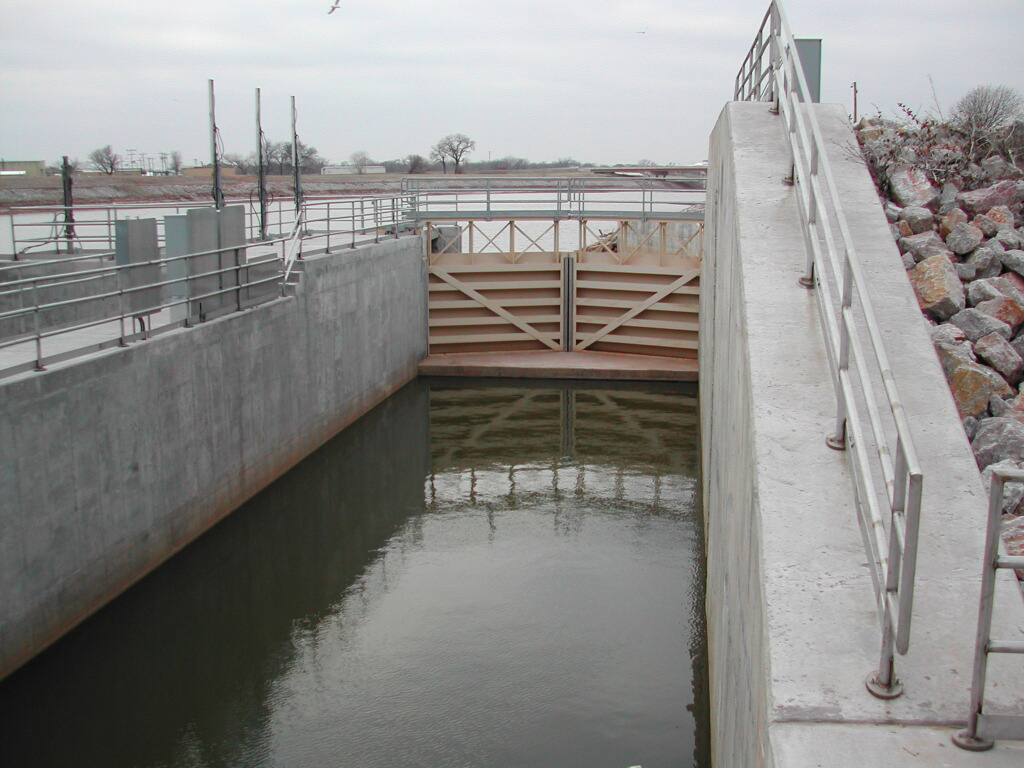 Miter Gates Lock Gates Steel Fab Inc.