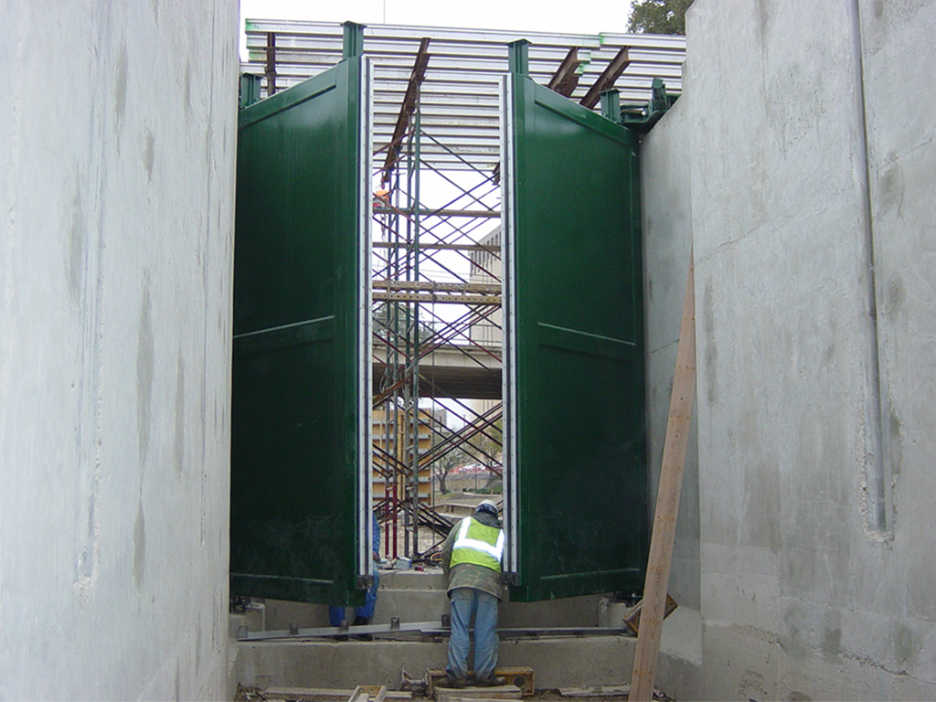 Miter Gates Lock Gates Steel Fab Inc.